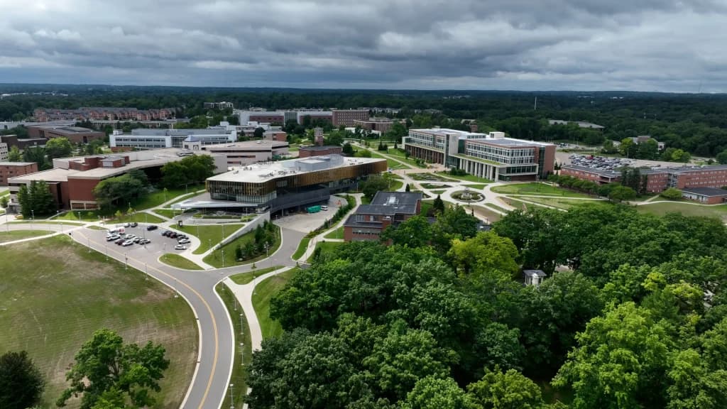 Western Michigan University Enhances Campus Security with Hanwha Vision WAVE VMS and AI-Powered Cameras